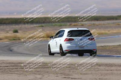 media/Oct-04-2025-OnGrid (Sat) [[44bd565ffa]]/Pink Group/Grapevine/